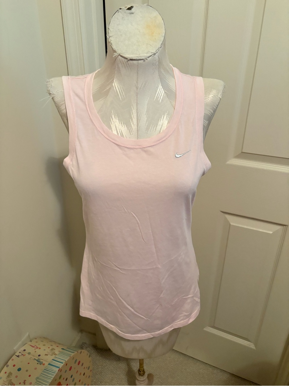 Nike Women's Light Pink Tank Top with Swoosh size Large new
